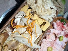 -野·大山里野生菌石锅土鸡(益田假日店)