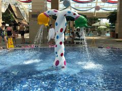 -三岔湖环球融创天堂洲际酒店水乐园