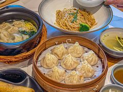 -馋三尺蟹粉小笼(人民广场店)