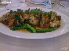 豆腐蒸鱼头-畔山酒店中餐厅