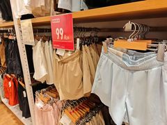 -优衣库(深圳万象天地旗舰店)