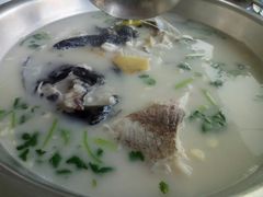 奶汤鱼头-美顺香食府鱼头老店(雪野湖店)