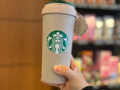 -星巴克(杭州西湖银泰1F店)