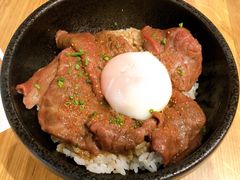 寿喜烧和牛饭-Calia