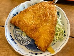 炸竹荚鱼-矶丸水产(横浜西口南幸店)