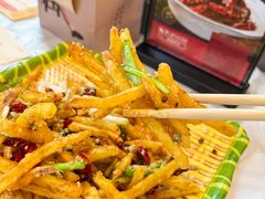 -肥肥虾庄·金牌油焖大虾(杨园滨江时代walk店)