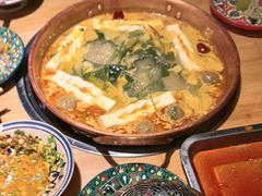 -洱火云南酸菜牛肉火锅(石景山当代商城店)