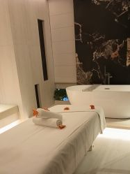 -禾颜社·精致美容