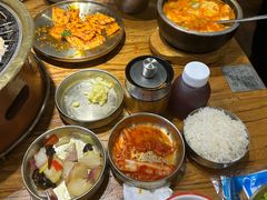 -韩景台烤肉(八大处店)