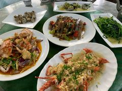 -四川小胡子海鲜(丁村万人海鲜广场店)