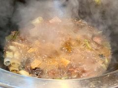 -哈尔滨烧烤·山河村铁锅炖(交大店)