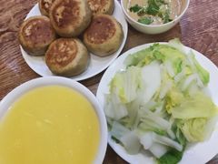 -清真吴记门钉肉饼·喜多利