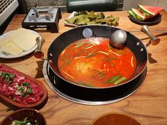 -贵厨酸汤牛肉(汇金星力城店)