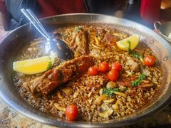 -BROWNSTONE布朗石西班牙餐厅(富城店)