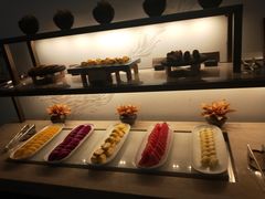 自助取餐区-罗宾斯牛排馆(重庆丽晶酒店)