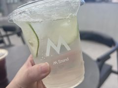 -M Stand(南京紫峰大厦店)