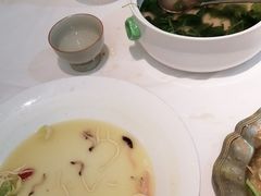 -桂满陇·手作小笼包&江南叫花鸡(中山公园店)
