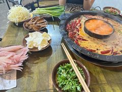 -黄潇洒老火锅(九眼桥宏济巷店)
