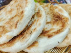 -雪湖煜辰鱼头老店(雪野湖店)