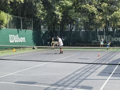 -快网网球俱乐部(徐汇爱建园店)