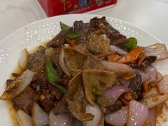 -鑫渔港海鲜本地菜·山海关浑锅(东戴河店)