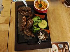 -豪客来牛排(人民东路店)