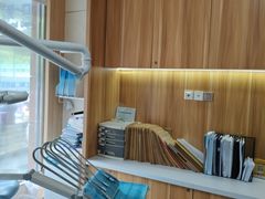 -上海仁爱医院口腔科 · 种植