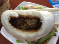 酱肉包-馄饨侯(广渠门店)