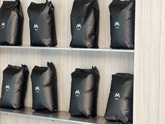 -M Stand(南京紫峰大厦店)