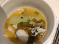 酸菜财鱼片-老村长•湖北家常菜(南湖店)