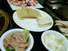 -怡品川宇火锅(宝立方店)