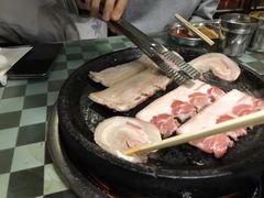 -韩红石板肉(范西路店)