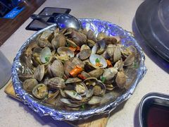 蛤蜊-船梆煮•蒸汽海鲜·炉火烤肉(五四广场店)