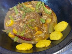 -雪乡人家东北菜·铁锅炖一切(高斯路店)