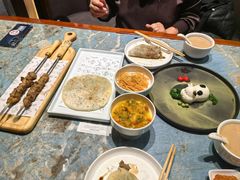 -哈啾嗨·新概念蒙餐(红星新城店)