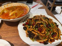 鱼香肉丝-張飛扒肉·龙江非遗(道外店)