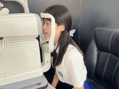 -罗伯特眼镜·蔡司官方授权(罗湖国贸店)