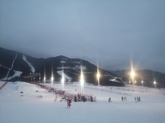 -鳌山滑雪度假区