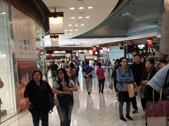 -东荟城名店仓
