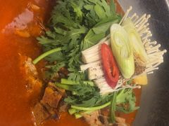 -喇喇排骨火锅·传统韩式脊骨汤(望京西园总店)