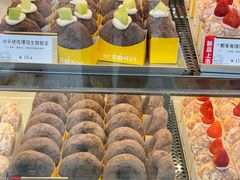 -85度C(生甜甜圈研究工坊·上海松江人民北路店)