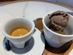 浓缩冰淇淋-LAVAZZA拉瓦萨咖啡(中航城君尚购物中心店)