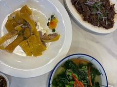 -明本湛江鸡•海鲜小厨(陈家祠店)
