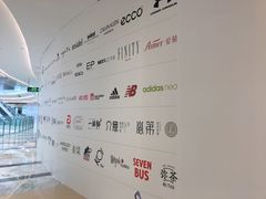 -银泰百货(厦门国贸中心店)