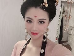 -九月鹰飞汉服摄影工作室