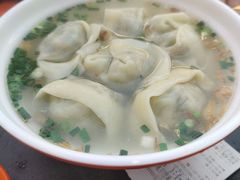 菜肉大馄饨-白玉兰传统小吃