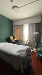 -Mamom club 慢会所(爱丁堡店)