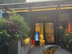 -洛缦音乐餐厅(工业展览馆万象城店)