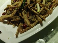 -鑫小城故事·砂锅·排骨藕汤(兴业路店)