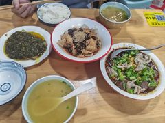 -朱大嘴肥肠血旺(福字街店)
